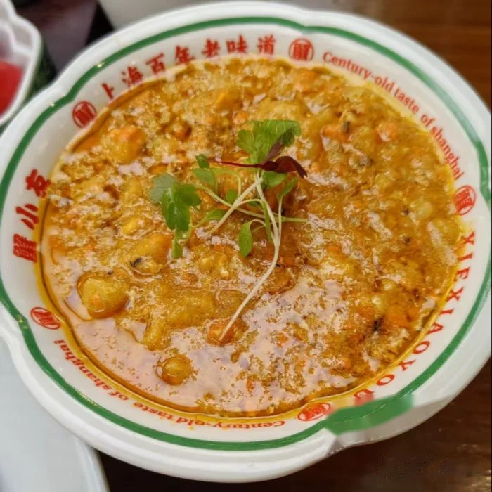 蟹粉黄金拌面 at 蟹小友·蟹黄面·手工点心(南京东路店)