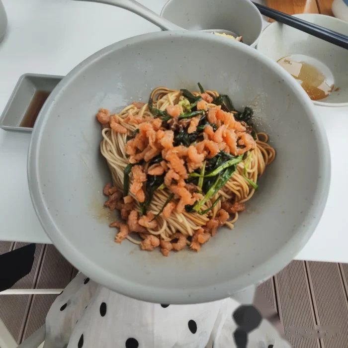 开洋拌面 at 新镇江上海小笼馆